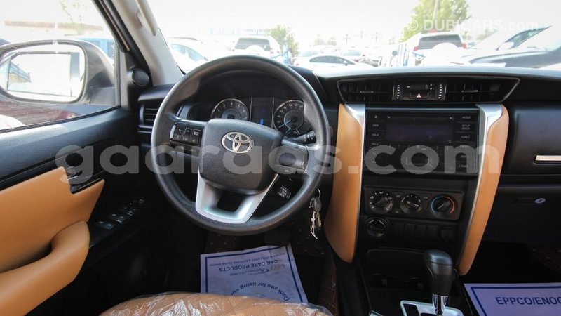 Big with watermark toyota fortuner dakar import dubai 3662