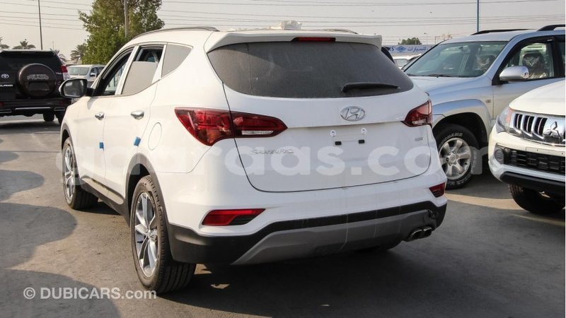 Big with watermark hyundai santa fe dakar import dubai 3663