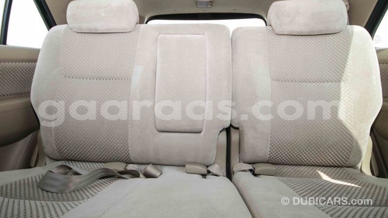 Big with watermark toyota fortuner dakar import dubai 3665