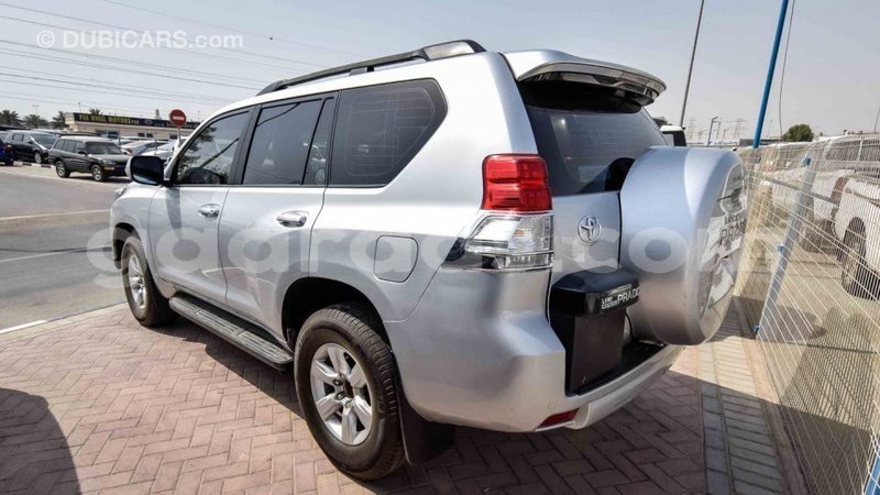 Big with watermark toyota prado dakar import dubai 3667