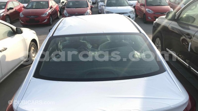 Big with watermark hyundai elantra dakar import dubai 3676