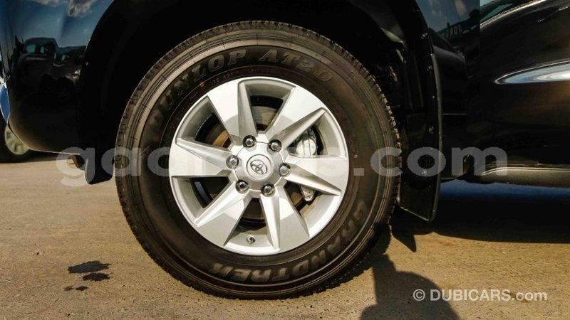 Big with watermark toyota prado dakar import dubai 3680