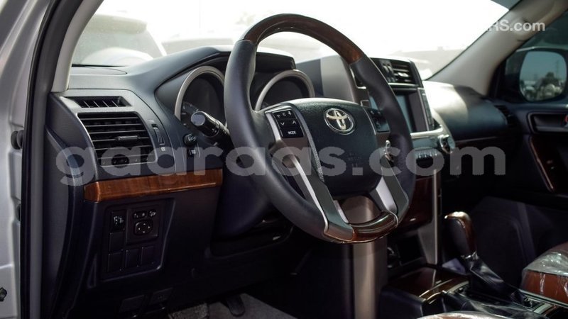 Big with watermark toyota prado dakar import dubai 3694