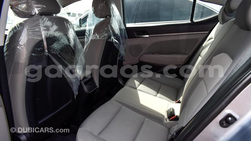 Big with watermark hyundai elantra dakar import dubai 3698