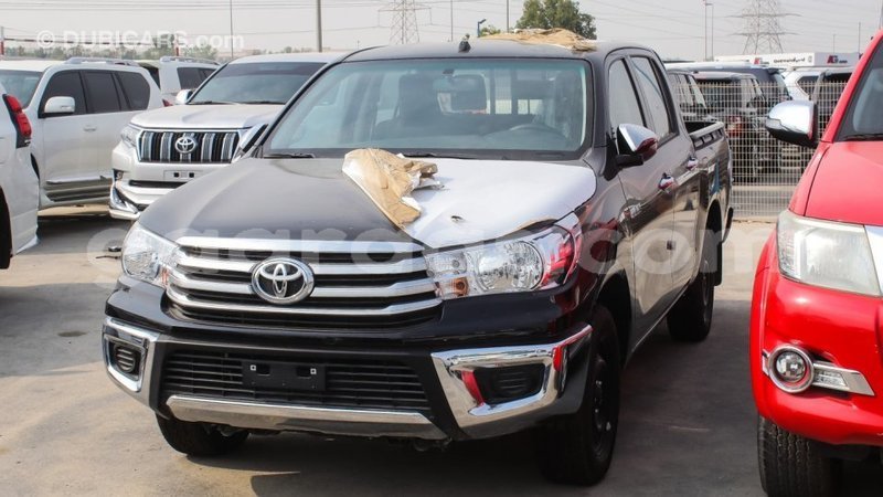 Big with watermark toyota hilux dakar import dubai 3705