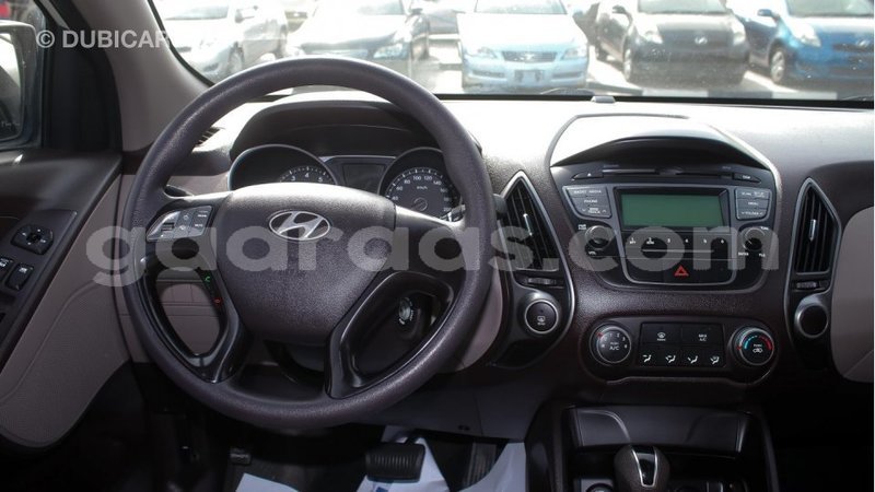 Big with watermark hyundai tucson dakar import dubai 3707