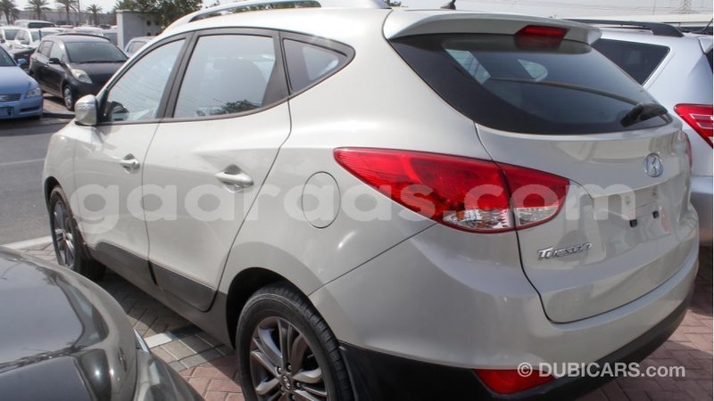 Big with watermark hyundai tucson dakar import dubai 3707