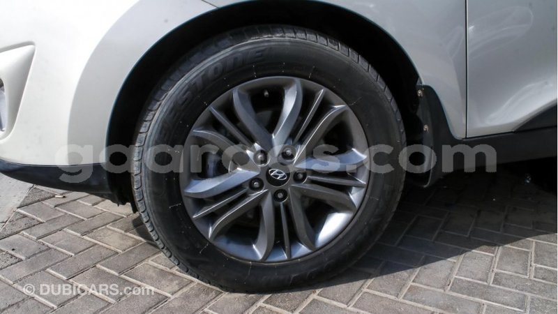 Big with watermark hyundai tucson dakar import dubai 3707