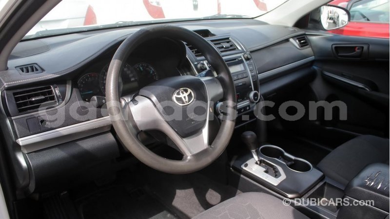 Big with watermark toyota camry dakar import dubai 3711