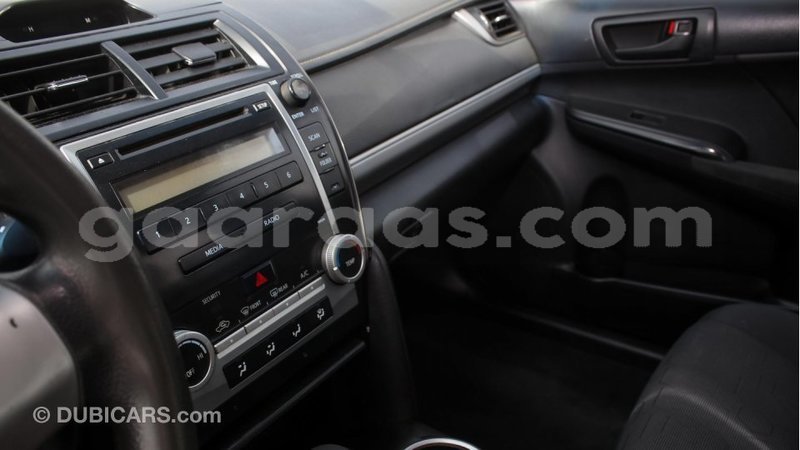 Big with watermark toyota camry dakar import dubai 3711