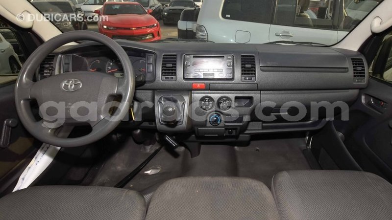 Big with watermark toyota hiace dakar import dubai 3714