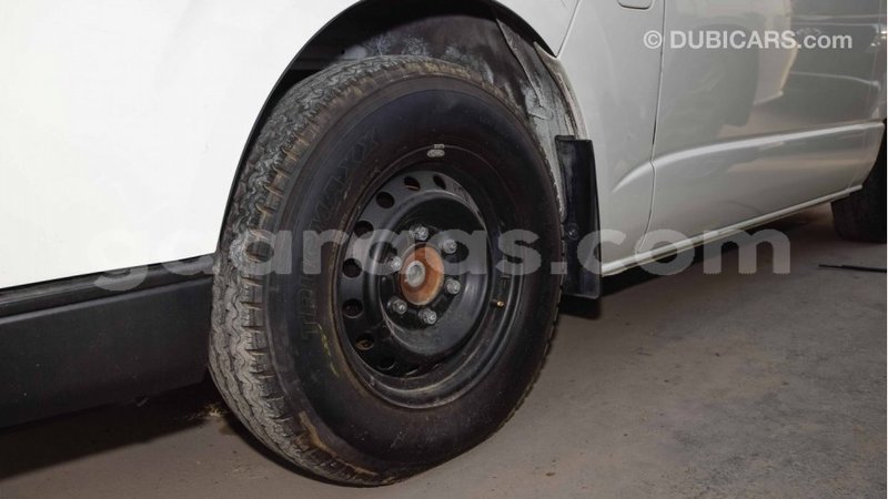 Big with watermark toyota hiace dakar import dubai 3714