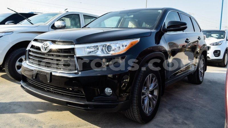 Big with watermark toyota highlander dakar import dubai 3720