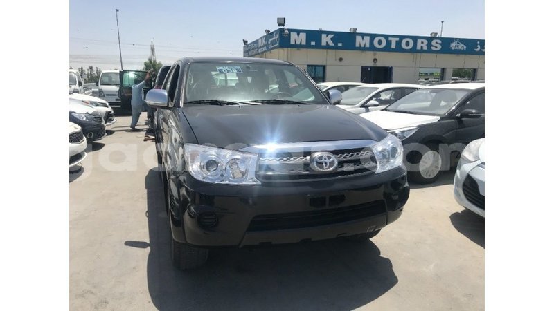 Big with watermark toyota fortuner dakar import dubai 3726