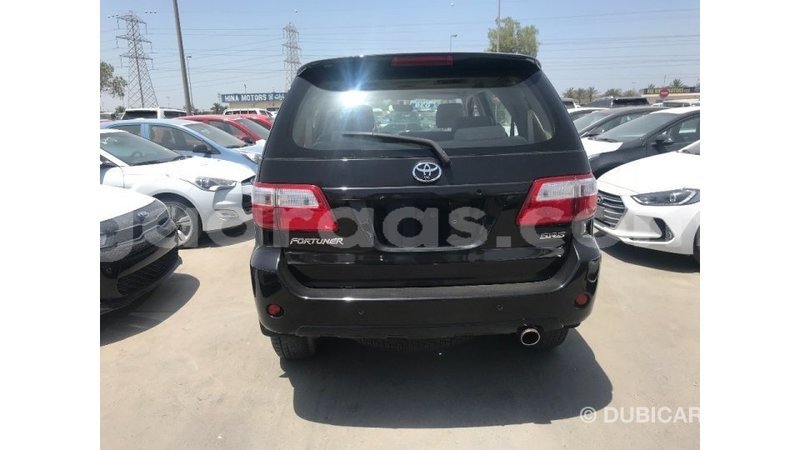 Big with watermark toyota fortuner dakar import dubai 3726