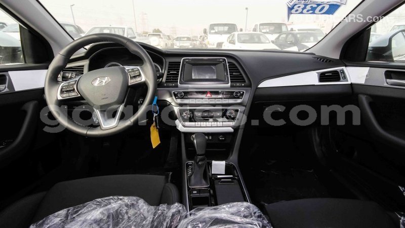 Big with watermark hyundai sonata dakar import dubai 3729