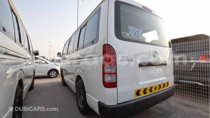 Big with watermark toyota hiace dakar import dubai 3766