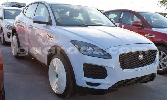 Acheter Import Voiture Jaguar E-Pace Blanc à Import - Dubai, Dakar