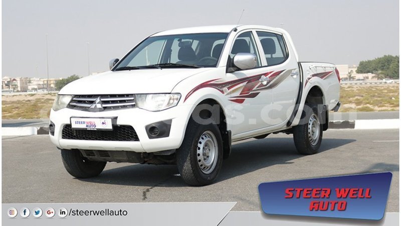 Big with watermark mitsubishi l200 dakar import dubai 3782