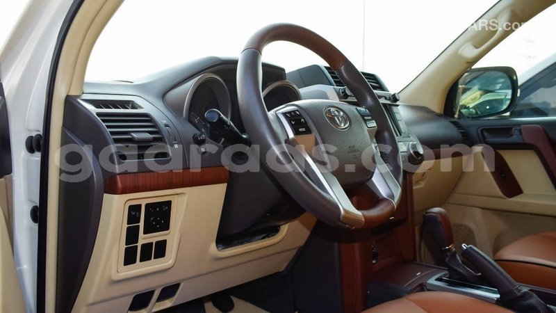 Big with watermark toyota prado dakar import dubai 3789