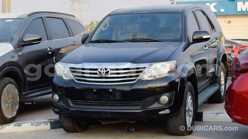 Big with watermark toyota fortuner dakar import dubai 3792