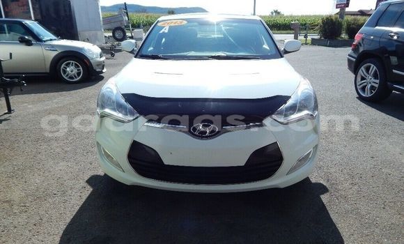 Acheter Occasion Voiture Hyundai Veloster Blanc à Dakar, Dakar Acheter Occasion Voiture Hyundai Veloster Blanc à Dakar, Dakar