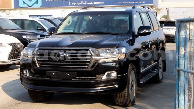 Big with watermark toyota land cruiser dakar import dubai 3810