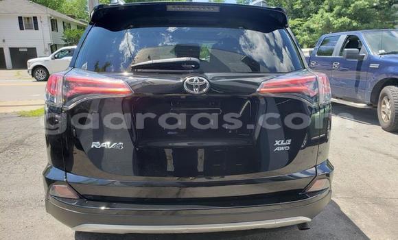 Acheter Occasion Voiture Toyota RAV4 Noir à Dakar, Dakar Acheter Occasion Voiture Toyota RAV4 Noir à Dakar, Dakar