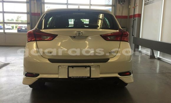 Acheter Occasion Voiture Toyota Corolla Blanc à Dakar, Dakar Acheter Occasion Voiture Toyota Corolla Blanc à Dakar, Dakar