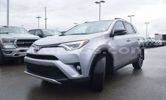 Acheter Occasion Voiture Toyota RAV4 Gris à Dakar, Dakar Acheter Occasion Voiture Toyota RAV4 Gris à Dakar, Dakar