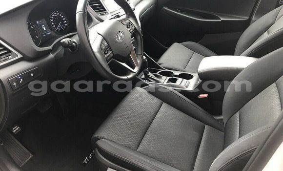 Acheter Occasion Voiture Hyundai Tucson Blanc à Dakar, Dakar Acheter Occasion Voiture Hyundai Tucson Blanc à Dakar, Dakar