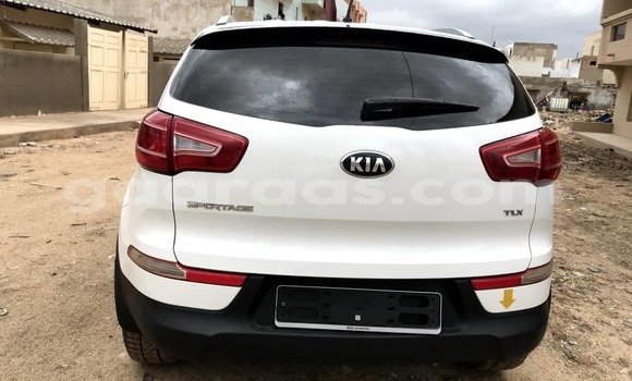 Buy Import Kia Sportage White Car in Dakar in Dakar Buy Import Kia Sportage White Car in Dakar in Dakar