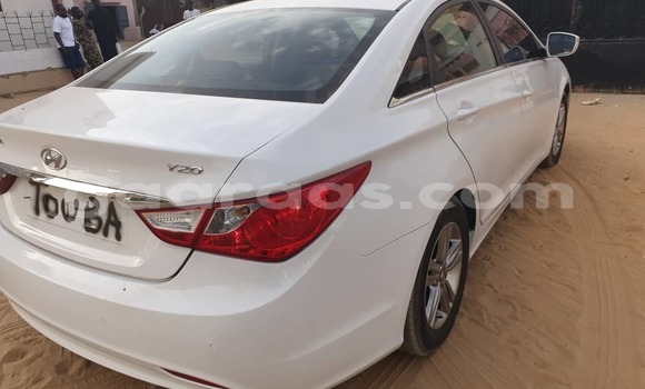 Buy Import Hyundai Sonata White Car in Dakar in Dakar Buy Import Hyundai Sonata White Car in Dakar in Dakar