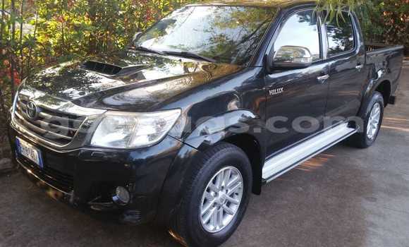 Buy Import Toyota Hilux Black Car in Dakar in Dakar Buy Import Toyota Hilux Black Car in Dakar in Dakar