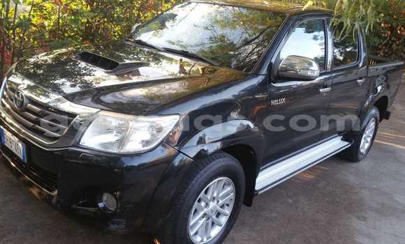 Buy Import Toyota Hilux Black Car in Dakar in Dakar Buy Import Toyota Hilux Black Car in Dakar in Dakar