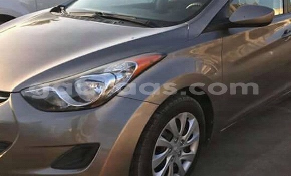 Acheter Occasion Voiture Hyundai Elantra Beige à Golf Sud au Dakar Acheter Occasion Voiture Hyundai Elantra Beige à Golf Sud au Dakar