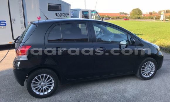 Acheter Occasion Voiture Toyota Yaris Noir à Dakar, Dakar Acheter Occasion Voiture Toyota Yaris Noir à Dakar, Dakar