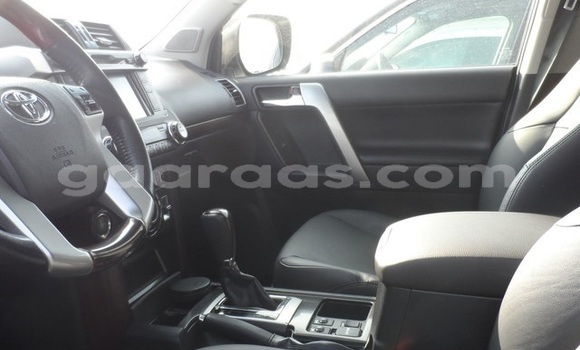 Acheter Occasion Voiture Toyota Prado Blanc à Dakar, Dakar Acheter Occasion Voiture Toyota Prado Blanc à Dakar, Dakar
