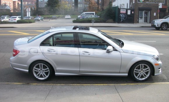 Acheter Occasion Voiture Mercedes‒Benz C–Class Gris à Gandiaye, Kaolack Acheter Occasion Voiture Mercedes‒Benz C–Class Gris à Gandiaye, Kaolack