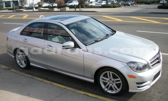 Acheter Occasion Voiture Mercedes‒Benz C–Class Gris à Gandiaye, Kaolack Acheter Occasion Voiture Mercedes‒Benz C–Class Gris à Gandiaye, Kaolack