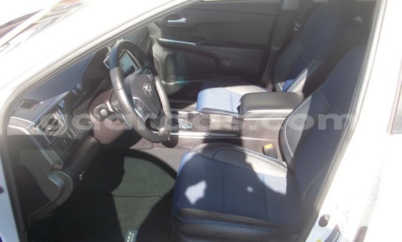 Acheter Occasion Voiture Toyota Camry Blanc à Gandiaye, Kaolack Acheter Occasion Voiture Toyota Camry Blanc à Gandiaye, Kaolack