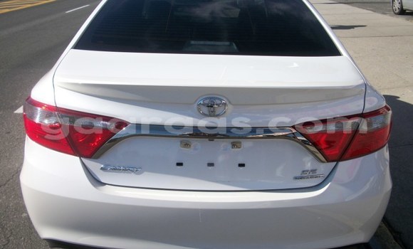 Acheter Occasion Voiture Toyota Camry Blanc à Gandiaye, Kaolack Acheter Occasion Voiture Toyota Camry Blanc à Gandiaye, Kaolack