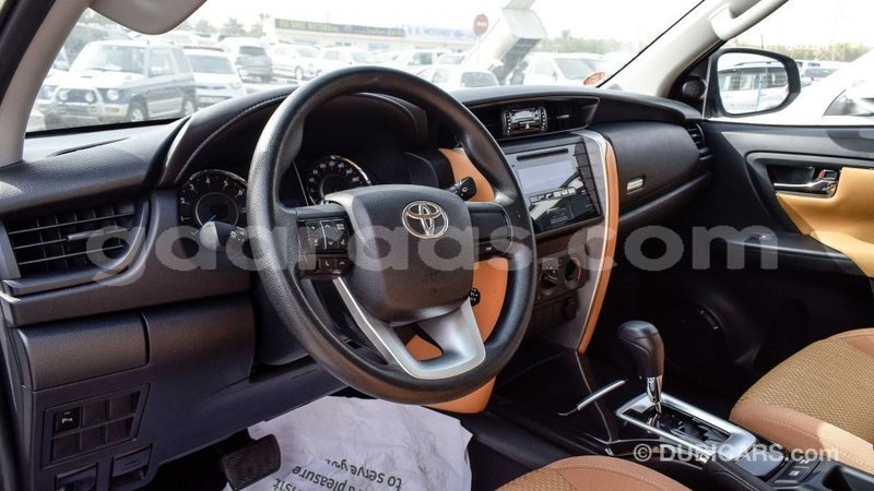 Big with watermark toyota fortuner dakar import dubai 3971