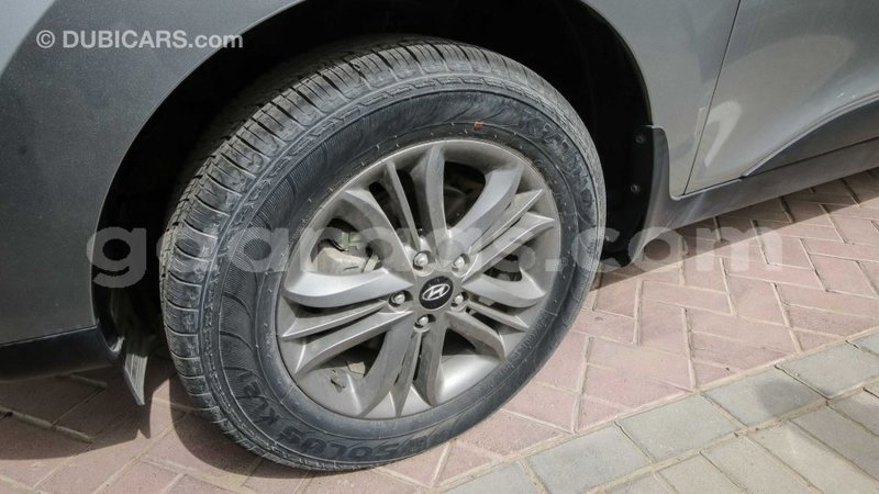 Big with watermark hyundai tucson dakar import dubai 3976