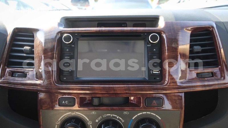 Big with watermark toyota fortuner dakar import dubai 4001