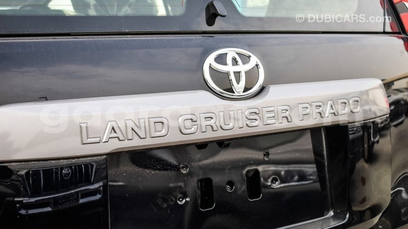 Big with watermark toyota land cruiser dakar import dubai 4081