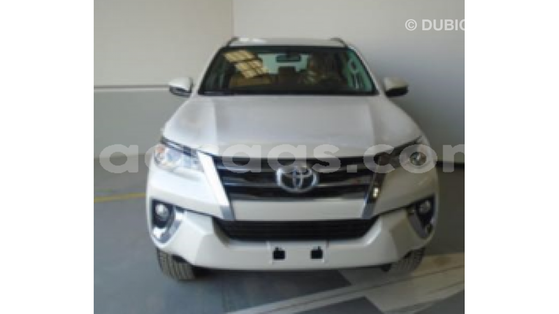 Big with watermark toyota fortuner dakar import dubai 4083