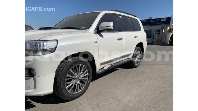 Big with watermark toyota land cruiser dakar import dubai 4086