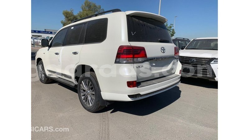 Big with watermark toyota land cruiser dakar import dubai 4086