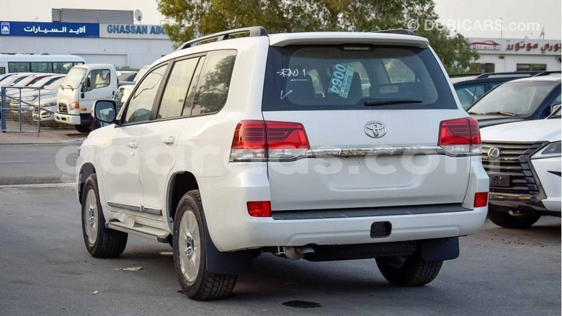 Big with watermark toyota land cruiser dakar import dubai 4101